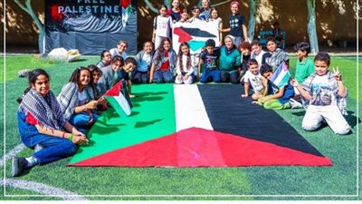 بالصور.. مدارس «سكيلز» الدولية تنظم وقفة تضامنية مع القضية الفلسطينية