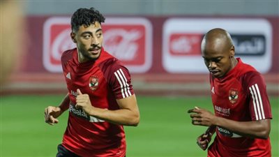 موديست وطاهر يقودان هجوم الأهلي أمام المقاولون العرب في الدوري المصري