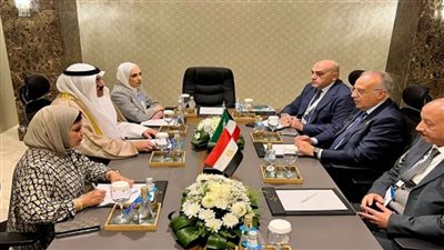 وزير الري يلتقي وزير المياه الكويتي (صور)