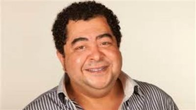 مارس المحاماة ليوم واحد ورافق خالد صالح في مرضه.. محطات من حياة طارق عبد العزيز