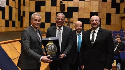 وزير العمل يشهد ختام 