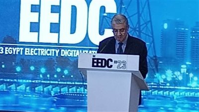 وزير الكهرباء يلقي كلمة خلال افتتاح مؤتمر 