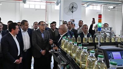 رئيس الوزراء يتفقد المُجمع الصناعي للشركة الدولية لاستخلاص وتكرير وتعبئة الزيوت المتعددة بمدينة السادات