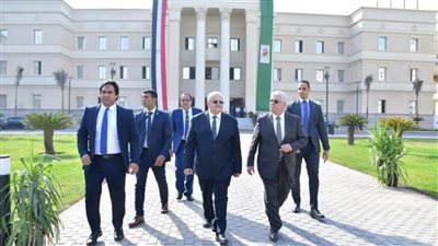 عاشور والخشت يتفقدان جامعة القاهرة الدولية بمدينة 6 أكتوبر 