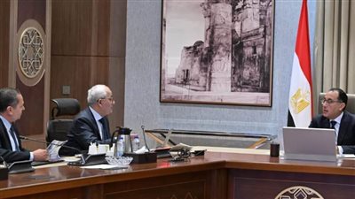 رئيس الوزراء يبحث مع وزير التعليم آليات زيادة التعاون مع القطاع الخاص في ملف التعليم