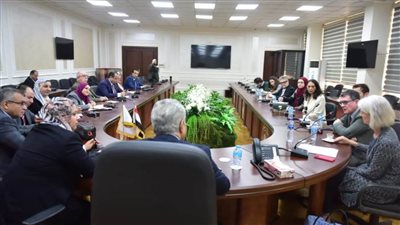  وزير العمل يلتقي وفدًا من الاتحاد الأوروبي و