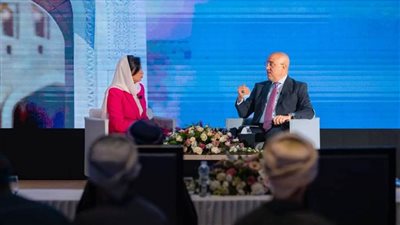 وزير الإسكان يعرض إنجازات الدولة المصرية في مجال التنمية العمرانية خلال 9 سنوات بعهد الرئيس السيسي