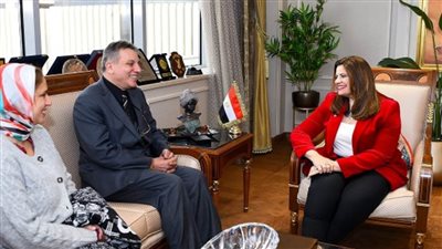 وزيرة الهجرة تستقبل نائب رئيس فرع اتحاد المصريين في الخارج بالولايات المتحدة (صور)
