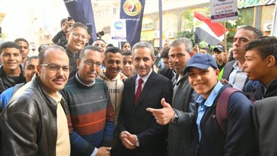 محافظ الغربية يواصل جولاته لمتابعة سير العملية الانتخابية في مراكز ومدن المحافظة 