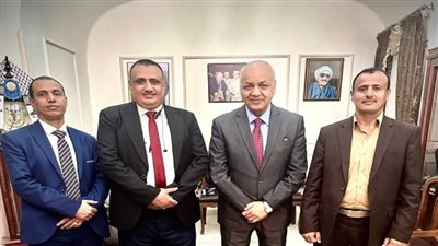 مصطفى بكري يستقبل قيادات مركز البحر الأحمر للدراسات بالقاهرة