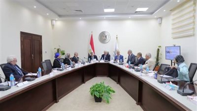 وزير التعليم العالي يعلن اختيار عدة رموز وطنية لرئاسة مجالس أمناء 5 جامعات أهلية (صور)