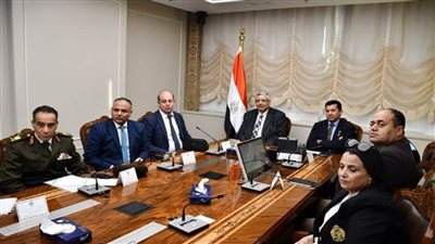 وزير الشباب: نعمل على تنفيذ توجيهات الرئيس بدعم الرياضيين معنويا وماديا وصحيا (صور)