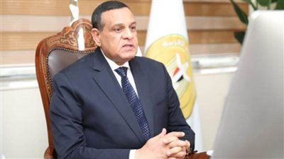 وزير التنمية المحلية يستعرض المشروعات الجاري تنفيذها مع جهاز مستقبل مصر