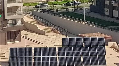 وفد من المكتب الرئيسي للبرنامج الإنمائي للأمم المتحدة يزور مشروع نظم الخلايا الشمسية بـ