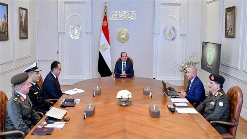 الرئيس السيسي يبحث