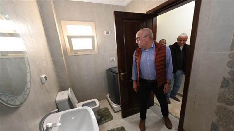 وزير الإسكان يتفقد