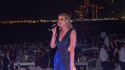 بالصور|  أمل غربى تشعل أبوظبي بأولى أغانيها المصرية  «قرب تعالالي يا قمر».. وتستعد لإطلاق «تزعلني» بالتعاون مع كاريكا 