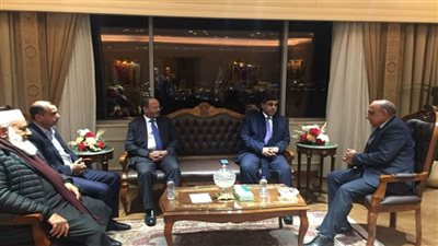 وزير قطاع الأعمال يلتقي وفدا من رجال الأعمال والمستثمرين الباكستانيين (صور)