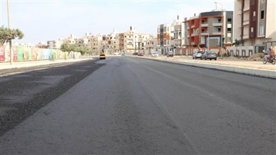 وزير الإسكان يتابع سير العمل بعددٍ من مشروعات الطرق والمرافق والتطوير الجاري تنفيذها بمدينة السادات (صور)