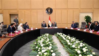 وزارتا التجارة والرياضة توقعان اتفاقية تعاون لتنسيق ملفات رعاية الشباب والنشء وربطهم بأهداف التنمية الصناعية (صور)