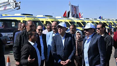 مدبولي يشهد اصطفافا لمعدات محافظة أسوان للتأكد من الجاهزية الفنية للمواجهة في حالات الأزمات (صور)