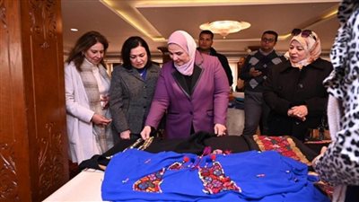 وزيرة التضامن تفتتح  المعرض الخيري السنوي للجمعية النسائية لتحسين الصحة وفروعها بالمحافظات (صور)