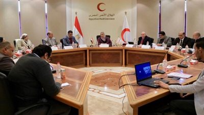 القباج تترأس اجتماع مجلس إدارة الهلال الأحمر المصري 