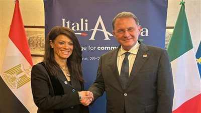 وزيرة التعاون الدولي تبحث مع نائب وزير الخارجية الإيطالي برامج التعاون الثنائي ومبادلة الديون (صور)