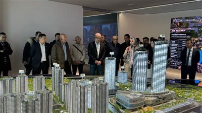 وزير الإسكان يتفقد منطقة الأعمال المركزية بشنغهاي الصينية