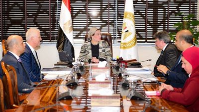 وزيرة البيئة تتابع آخر مستجدات تنفيذ مشروع أول محطة تحويل مخلفات لطاقة كهربائية بالجيزة