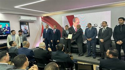 الحملة الرسمية للرئيس السيسي تكرم «العربي الناصري».. صور