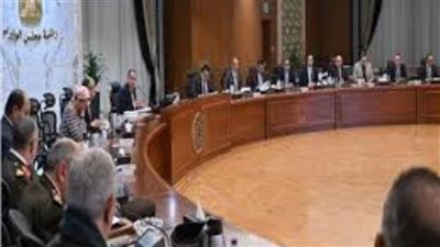 رئيس الوزراء يتابع موقف تفعيل الشبكة الوطنية للطوارئ والسلامة العامة بالمحافظات