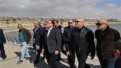 رئيس الوزراء يتفقد الحدائق المركزية «النهر الأخضر» بالعاصمة الإدارية (صور)