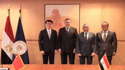 وزير السياحة يشهد مراسم توقيع اتفاقية تعاون بين المجلس الأعلى للآثار ومتحف شنغهاي بالصين (صور)