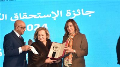 وزيرة الثقافة تشهد حفل توزيع جوائز الدورة الخامسة ل