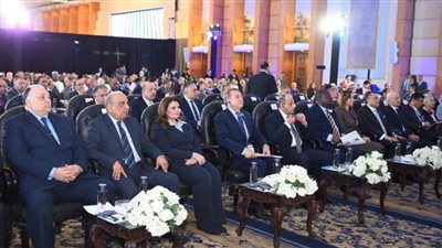 وزيرة الهجرة: وزارة الطيران أتاحت محفزات متميزة للمصريين بالخارج (صور)