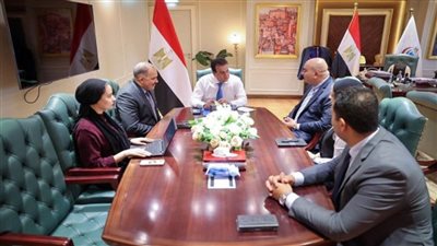 وزير الصحة يبحث إطلاق برنامجا لرفع وعي العاملين في الوزارة بتأمين وحماية البيانات (صور)