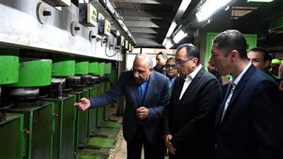رئيس الوزراء يبدأ جولة تفقدية بعدد من المشروعات الصناعية والبترولية بالبحيرة والإسكندرية