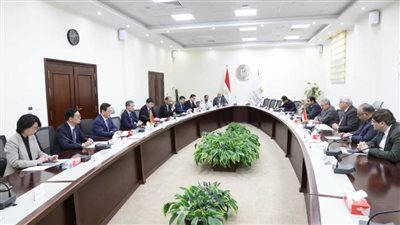 وزير التعليم العالي يستقبل وفد جامعة نانجينغ الطبية الصينية والسفير الصيني لبحث سُبل التعاون المشترك