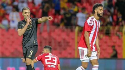 فيفا يعلن إيقاف القيد لثلاثة فترات في 3 أندية سعودية شهيرة