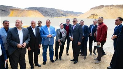وزيرا البيئة والتنمية المحلية ومحافظ الجيزة يتفقدون منظومة التخلص الآمن من المخلفات 