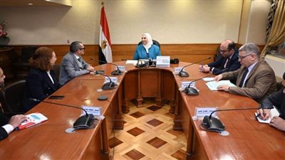 وزيرة التضامن تستقبل المدير المقيم لهيئة إنقاذ الطفولة (صور)