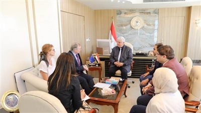 وزير التعليم العالي يبحث تعزيز التعاون مع سفير الاتحاد الأوروبي بمصر (صور)