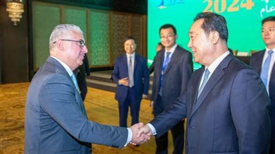 باستثمارات 800 مليون دولار.. اقتصادية قناة السويس تشارك بمؤتمر التعاون بين مصر والصين (صور)
