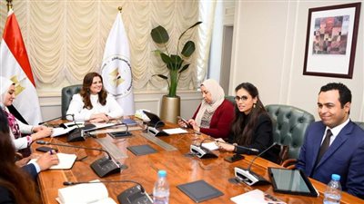 وزيرة الهجرة تستعرض تقريرا عن منجزات المركز المصري الألماني للوظائف والهجرة وإعادة الإدماج