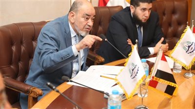 رئيس الشعبة العامة للمستلزمات الطبية بغرفة القاهرة: رفع الحد الأدنى للأجور بالقطاع الخاص يضاعف الأعباء على المجتمع الصناعي والتجاري