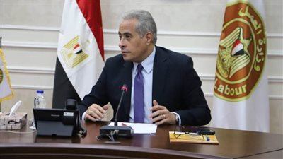 وزير العمل يُوجه مُديريتي جنوب وشمال سيناء بالاستمرار في جهود صناعة بيئة عمل لائقة تساهم في التنمية التي تشهدها المُحافظتان