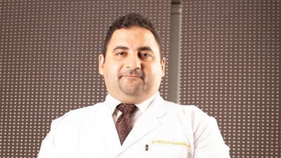 مصطفى المغربي: مخاطر جراحة الغضروف تزداد في سن الشيخوخة