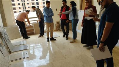 ممثلو وحدة الدعم الفني بالإسكان يتابعون موقف مشروعات المنصورة الجديدة