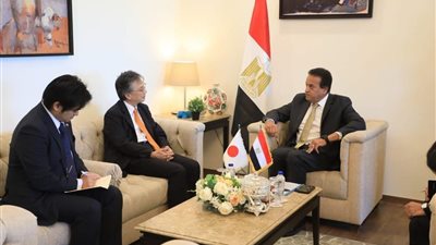 الدكتور خالد عبدالغفار يستقبل السفير الياباني لدى مصر لبحث التعاون في القطاع الصحي وملف التنمية البشرية
